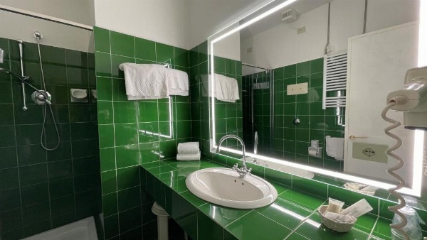 Hotel Roma image 9