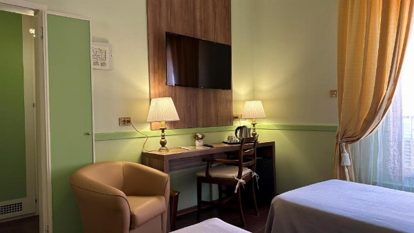 Hotel Roma image 11