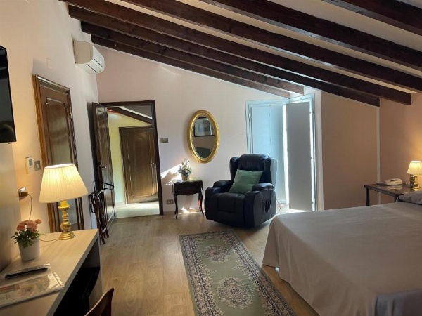 Hotel Roma image 86
